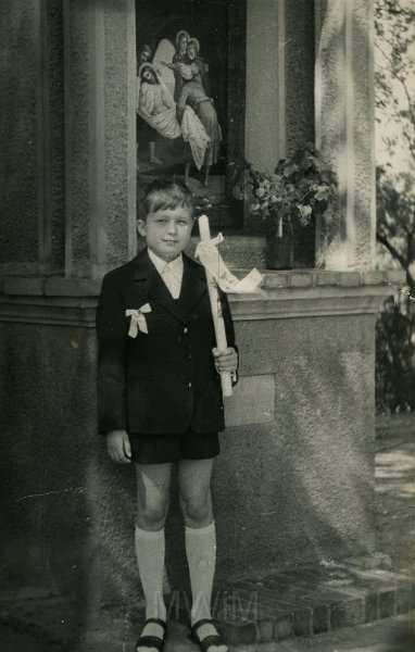 KKE 4570.jpg - I komunia święta. Mirosław Kurmin, Olsztyn, lata 60-te XX wieku.